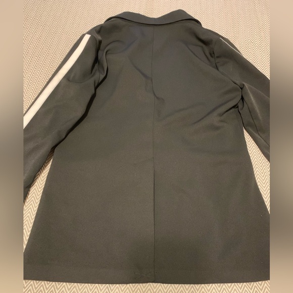NWOT. Urban Outfitters Sports Strip Blazer. Black with white stripe. Size S. - Picture 7 of 9